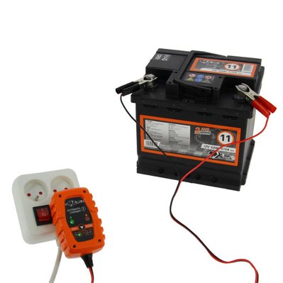Chargeur batterie automatique S + maintien de charge - 6/12V - 3 à 15Ah - 3221325539847 - 3221325539847