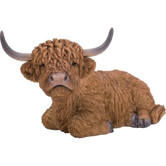 Vache highland assise en résine 22 cm